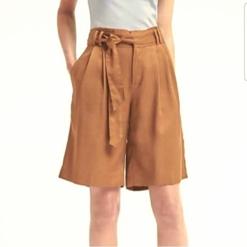Banana Republic Brown Avery Bermuda Short with Tie Waist sz 0
